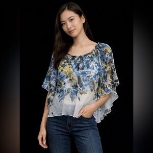 🦋 NWT Sheer Floral Butterfly Floral Sleeve Blouse
